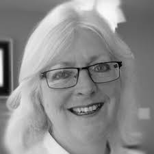 Stephanie Bamford's Instagram, Twitter & Facebook