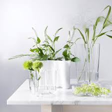 Vase ist neu und unbeschadigt, verpackt im originalkarton. Iittala Alvar Aalto Vase 120mm Ambientedirect