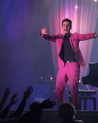 Minnesota musician Tom Franek, cruise ship entertainer,