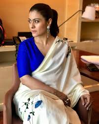 This time she wore a traditional saree by designers abu jani & sandeep khosla. Actress Kajol Beautiful In White Saree Still