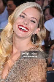 613 Sienna King Stock Photos, High-Res Pictures, and Images