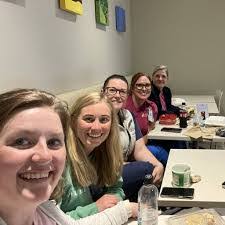 Rachael Howe's Instagram, Twitter & Facebook