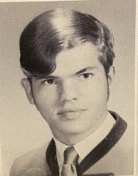 Another oldie but goodie. Hiawatha Elementary brownie group. We may have  been 2nd grade, since I see at least one girl that was probably in a later  year. Front row left to
