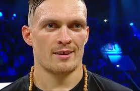 Oleksandr Usyk Stops Johnny Muller