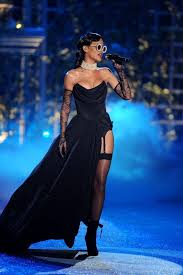 Rihanna Photostream Rihanna Black Dress Victoria Secret Fashion Victoria Secret Fashion Show