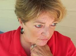 Jan Estes's Instagram, Twitter & Facebook