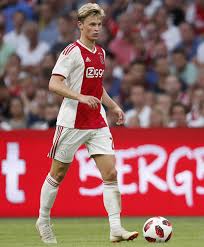 In 2016 he signed for ajax, where he gradually gained a place in the starting eleven. Barcelona Transfer News Ajax Star De Jong Confirms Nou Camp Interest Football Sport Express Co Uk