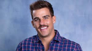 Bachelorette: Noah Erb's Age, Instagram, Travel Nurse Job, Twin & More