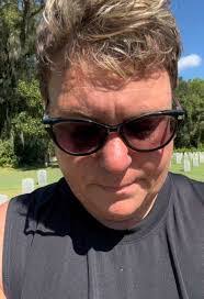 Jade Mooney's Instagram, Twitter & Facebook