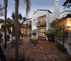 This mexican hacienda, where crumbling buildings were. Spanish Style House Plans With Courtyard Best Home Style Inspiration