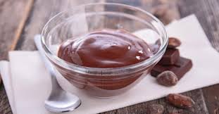 Recette De Creme Fondante Et Legere Au Chocolat Au Thermomix C Recette Recette Creme Recette Desserts Minceur