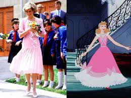 Cuando era niña, tiana vivía en una linda casita en nuevo orleáns. Princess Diana And Princess Cinderella Are The Same Person Princess Cinderella Princess Diana Princess