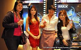 Mereka cakap kalau seseorang tertumpah air atau makanan (popcorn), memang akan rasa melekit pada seat. Tgv Imax Cinema Sunway Pyramid Tianchad Com Read More Flickr