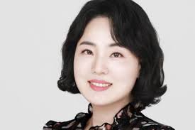 Mina Kim (PhD 2016) Publishes New Book, Contemporary Korean Art