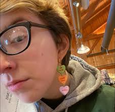 Fourth of July Earrings Pop-up Display and Business Page Promotion