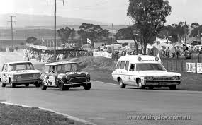 Fiat 125 125s The Bathurst Class Wars Shannons Club Fiat Touring Car Racing Australian Muscle Cars
