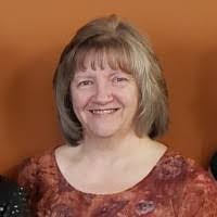 Laura Putman's Instagram, Twitter & Facebook