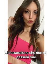 Laura Chiappetta's Instagram, Twitter & Facebook