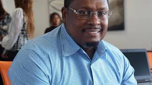 Miami music business icon Ted Lucas opens tech innovation lab for college  students