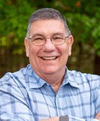 Daniel Galli's Instagram, Twitter & Facebook