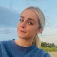 Carly Nagel's Instagram, Twitter & Facebook