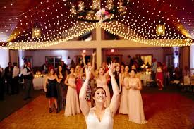 Maine event design & decor is an event lighting & design company specializing in lighting and fabric designs based out of brunswick, me. Maine Event Design Decor