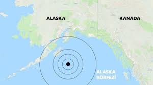 9.2 şiddetinde meydana gelen dünyanın ikinci en şiddetli depremi alaska'da yaşanmış yaklaşık 3 dakika sürmüştür ve bu depremde 128 kişi hayatını kaybetti D95zt84lereidm