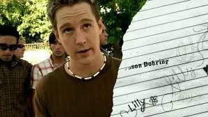 Wearing A Puka Shell Necklace Like A Boss Veronica Mars Veronica And Logan Logan Echolls pinterest
