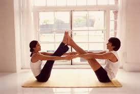Wedding Prep Couples That Work Out Together Stay Together Pasangan Olahraga Yoga Pasangan Pose Yoga