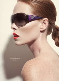 Estou sem criatividade para bolar um título bacana: A beleza ruiva de Aja  Warren pela lente de Julia Kuzmenko McKim