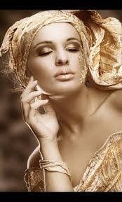 Diana Witte's Instagram, Twitter & Facebook