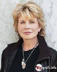 Patricia Cornwell Biyografiler.com