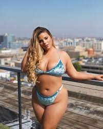 Don't waste your time trying to find plus size swimsuits anywhere else. Pin On Plus Size Fashion