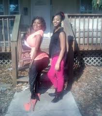 I can't quite put my finger on what's wrong, but they seem like they've been edited? 23 Instagram Photoshop Fails People Thought The Internet Wouldn T Notice