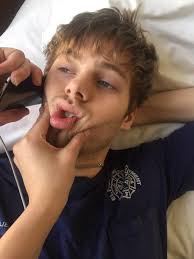 Read chapter 7 from the story bullied by luke hemmings #wattys2015 by kitkat_bandtrash (yourbestdream) with 4,888 reads. Luke Hemmings Girlfriend Arzaylea Leaks Private Photos Text Messages