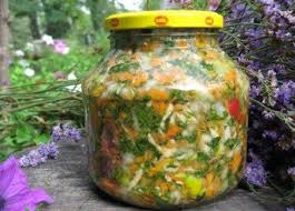 салат из зелёных помидоров на зиму очень вкусные рецепты Salat Iz Zelenyh Pomidorov Na Zimu Recepty Zelenye Pomidory Salaty Konservirovanie