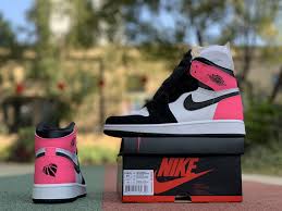 Air Jordan 1 Retro High Og White Pink Black Air Jordan 1 Og Gs Valentine S Day Black Hyper Pink White For Girls In 2020 Air Jordans Jordans Girls Jordan Shoes Girls