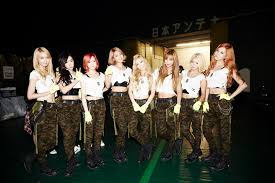 Catch me if you can is snsd's first song after jessica's departure. Check Out Snsd S Backstage Photos From Their Smtown Concert In Japan Wonderful Generation