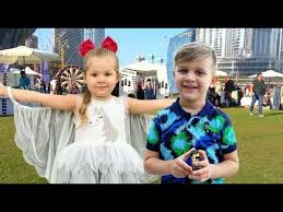 Meet The Youtube Family Behind The Kids Diana Show Channel - Business  Insider