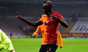 Galatasaray ilk kez mücadele ettiği emirates cup ve antalya kupası'nı bu sezon müzesine götürmüştür. Galatasaray Dan Ayrilmasi Beklenen Diagne Kadro Disi