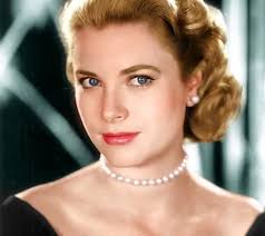 Beleza e glamour de Grace Kelly são lembrados 37 anos após sua morte