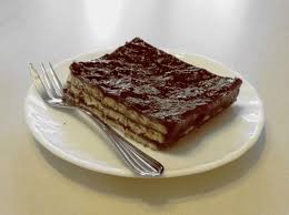 Budino fatto in casa, la ricetta per preparare il classico dolce al cucchiaio con pochi ingredienti sani e genuini con le proprie mani! Ricetta Zuppa Inglese Con Budino All Acqua Fatto In Casa Dolcidee