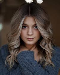 you have chaos in your soul and lightening in your veins. you, my dear,  were made for magical things.” -Erin Matlock.🖤