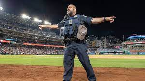 20 hours ago · saturday's washington nationals game was suspended after a shooting outside the stadium led to a panicked scene, with attendees ducking for cover and the teams retreating to their clubhouses. Fqedbfqtkxnp9m
