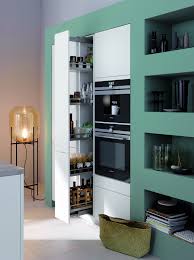 Stauraum In Der Kuche 7 Clevere Ideen Und Tipps Fur Mehr Platz Wandschrank Kuche Schrank Kuche