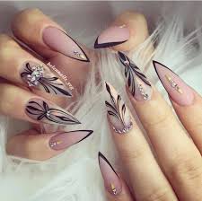 Pretty pumpkin nail art for national pum. 35 Bold Edgy Nails Nail Design Ideaz Edgy Nails Nail Designs Creative Nails