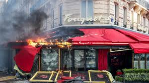 Un crimen de lesa humanida. Un Couple De Gilets Jaunes Tourangeaux Soupconne D Avoir Saccage Le Fouquet S