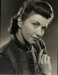 Bea Hair Women 1938 1940 S Womens Hairstyles Vintage Hairstyles Beautiful Women