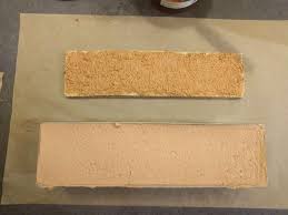 Ajouter De La Mousse Et Lisser Presque A Raz Bord Buche De Noel Chocolat Alimentation Buche De Noel