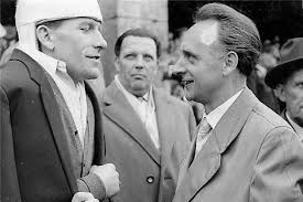 Andreas trautmann, german soccer player; Kinofilm Zur Torwartlegende Was Bernd Trautmann Und Den Bvb Verband